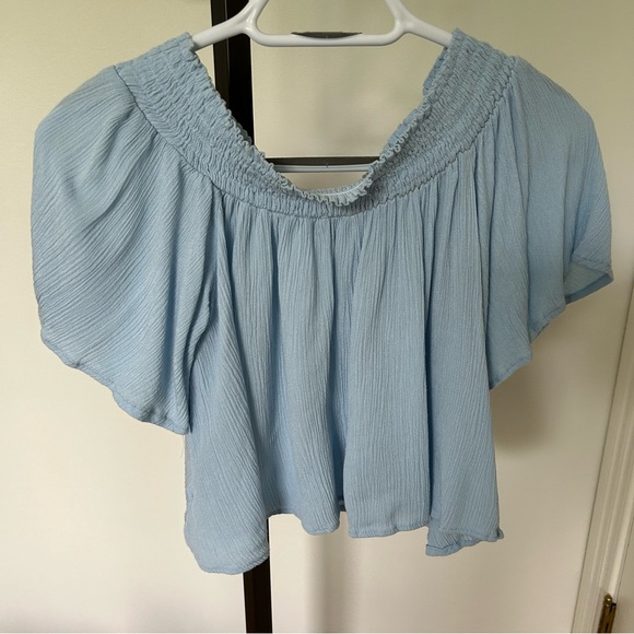 Kimchi Blue cute & flowy off the shoulder smocked blouse - Picture 2 of 3
